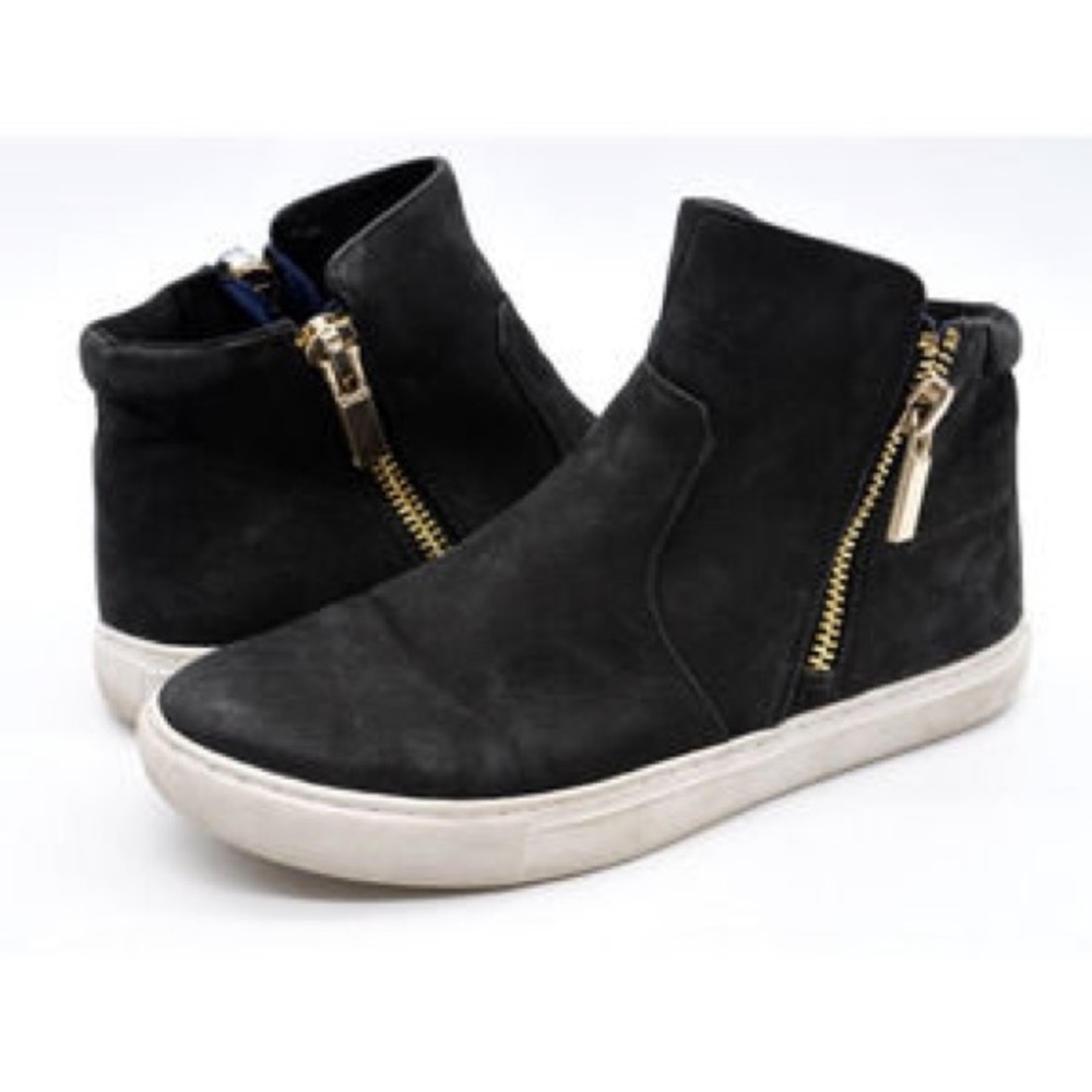 KENNETH COLE Kiera High Top Sneaker Nubuck Leather Zip Black White Contrast Sole